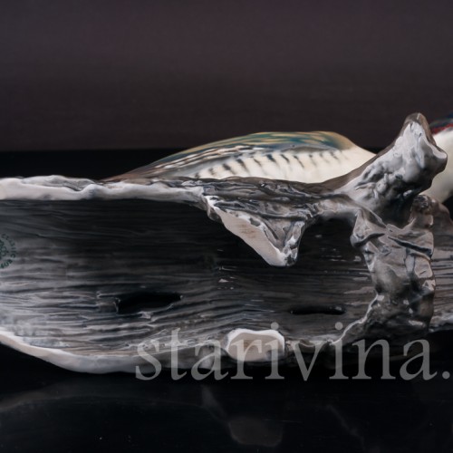 Фигурка птицы из фарфора Зелёный дятел на пне Rosenthal, Германия, 1970 гг.