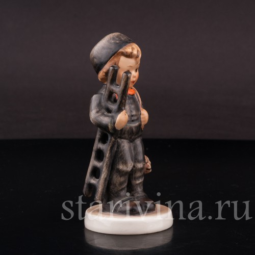 Фигурка мальчика из фарфора Маленький трубочист, Goebel, Германия, 1960-63 гг.