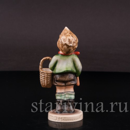 Фигурка из фарфора За грибами, Goebel, Германия, 1960-72 гг.