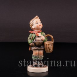 Фигурка из фарфора За грибами, Goebel, Германия, 1960-72 гг.