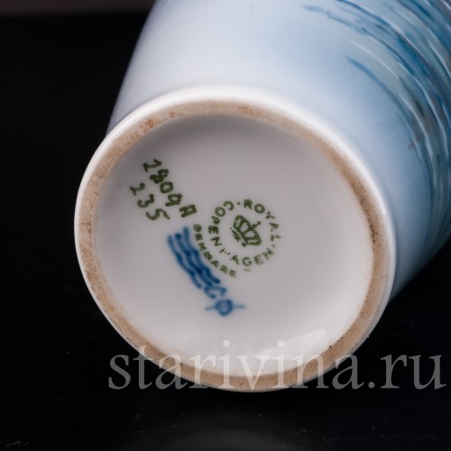 Ваза из фарфора Рыбацкая лодка, Royal Copenhagen, Дания, 1969-74 гг.