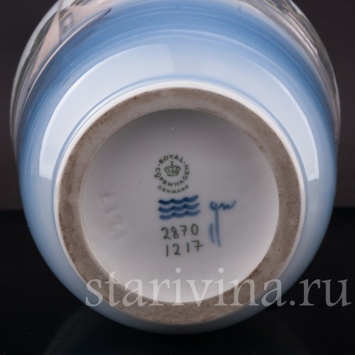 Декоративная фарфоровая ваза Тихое озеро, Royal Copenhagen, Дания, 1963 год.