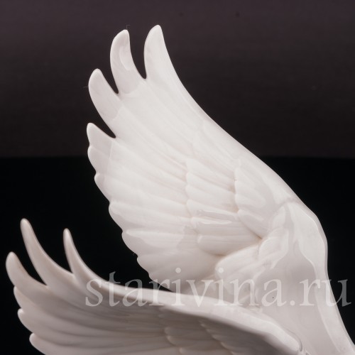 Фарфоровая статуэтка птицы Взлетающий лебедь, Hutschenreuther, Германия, 1970 гг.