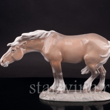 Статуэтка из фарфора Конь на ветру, Royal Copenhagen, Дания, 1969-74 гг.