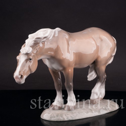 Статуэтка из фарфора Конь на ветру, Royal Copenhagen, Дания, 1969-74 гг.