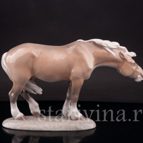 Статуэтка из фарфора Конь на ветру, Royal Copenhagen, Дания, 1969-74 гг.