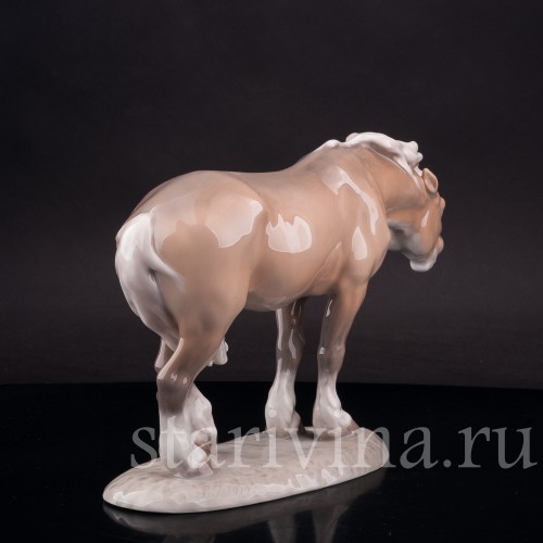 Статуэтка из фарфора Конь на ветру, Royal Copenhagen, Дания, 1969-74 гг.