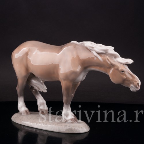 Статуэтка из фарфора Конь на ветру, Royal Copenhagen, Дания, 1969-74 гг.