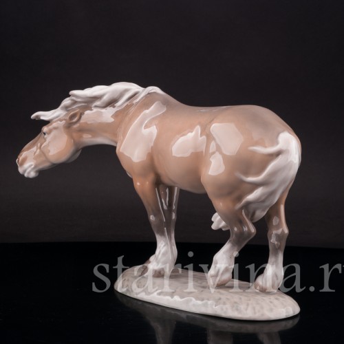 Статуэтка из фарфора Конь на ветру, Royal Copenhagen, Дания, 1969-74 гг.