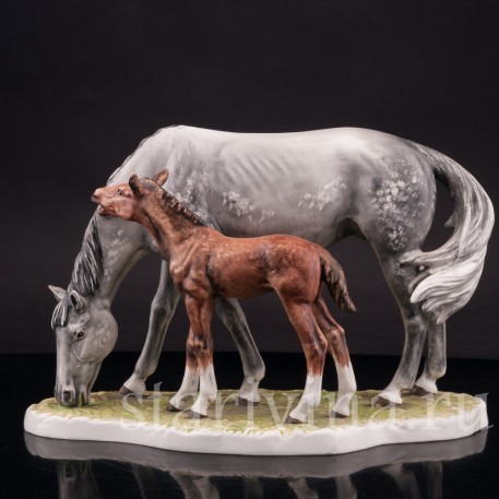 Фигурка из фарфора Лощадь с жеребёнком, Goebel, Германия, вт. пол. 20 в.