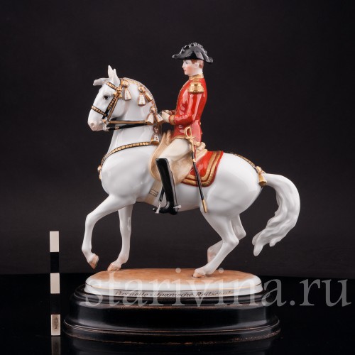 Фарфоровая статуэтка Пируэт, испанская школа верховой езды, Augarten, Австрия, сер. 20 в.