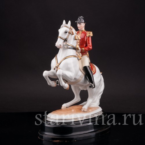 Фарфоровая статуэтка Левада с наездником, испанская школа верховой езды, Augarten, Австрия, сер. 20 в.
