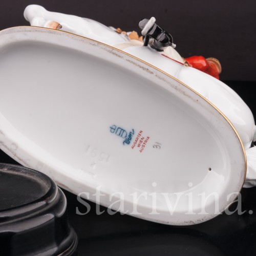 Фарфоровая статуэтка Левада с наездником, испанская школа верховой езды, Augarten, Австрия, сер. 20 в.