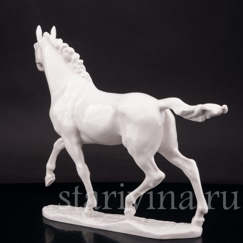 Фарфоровая статуэтка Белая лошадь, Hutschenreuther, Германия, 1955-69 гг.