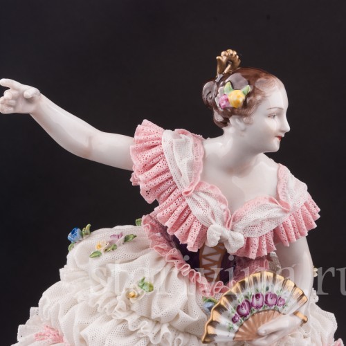 Фарфоровая статуэтка танцовщицы Фанни Эльслер, кружевная, Volkstedt, Германия, вт. пол. 20 в.