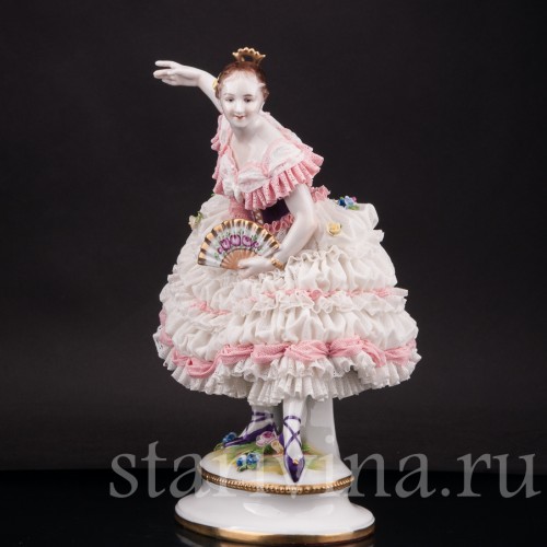 Фарфоровая статуэтка танцовщицы Фанни Эльслер, кружевная, Volkstedt, Германия, вт. пол. 20 в.