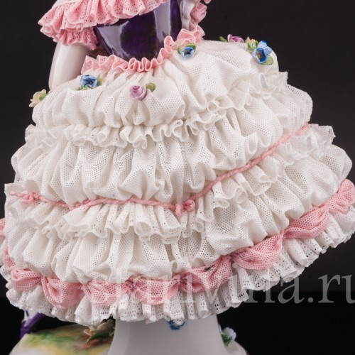 Фарфоровая статуэтка танцовщицы Фанни Эльслер, кружевная, Volkstedt, Германия, вт. пол. 20 в.