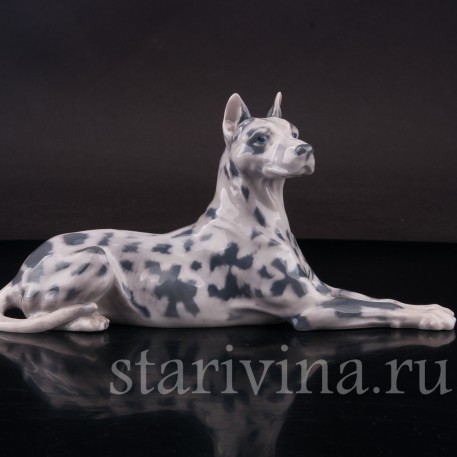 Фарфоровая статуэтка собаки Лежащий дог, Royal Copenhagen, Дания, 1956 год.