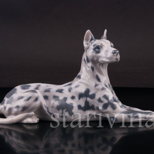 Фарфоровая статуэтка собаки Лежащий дог, Royal Copenhagen, Дания, 1956 год.