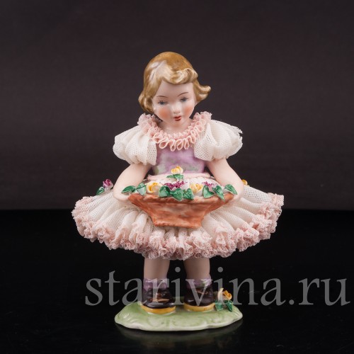 Фигурка из фарфора Девочка с цветами, кружевная, Karl Klette, Германия, 1962-90 гг.