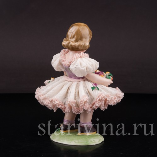 Фигурка из фарфора Девочка с цветами, кружевная, Karl Klette, Германия, 1962-90 гг.