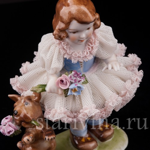 Фарфоровая фигурка Девочка с собачкой, кружевная, Karl Klette, Германия, 1962-90 гг.