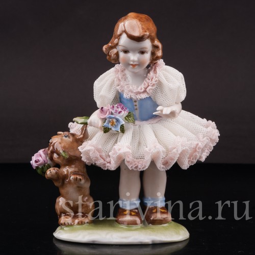 Фарфоровая фигурка Девочка с собачкой, кружевная, Karl Klette, Германия, 1962-90 гг.