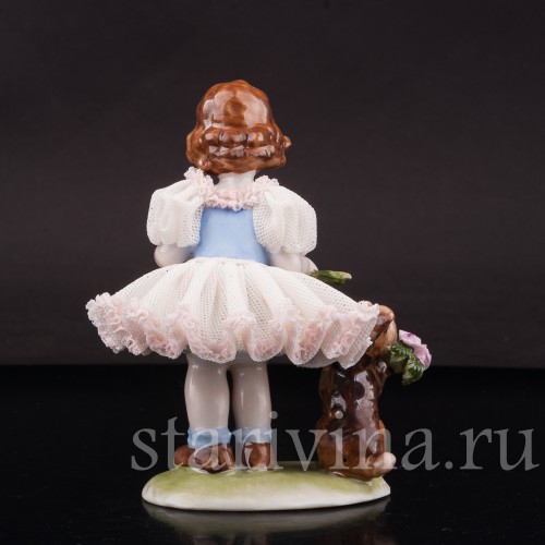 Фарфоровая фигурка Девочка с собачкой, кружевная, Karl Klette, Германия, 1962-90 гг.