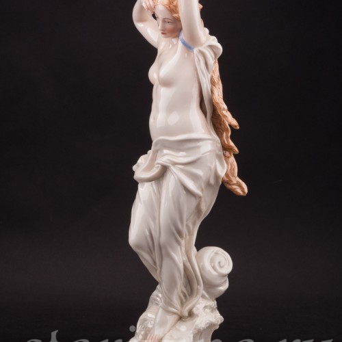 Фарфоровая статуэтка девушки Афродита, Royal Worcester, Великобритания, 1860-70 гг.
