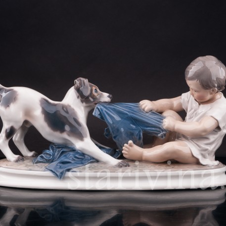 Фигурка из фарфора Мальчик и терьер, Dahl Jensen, Дания, 1920-80 гг.