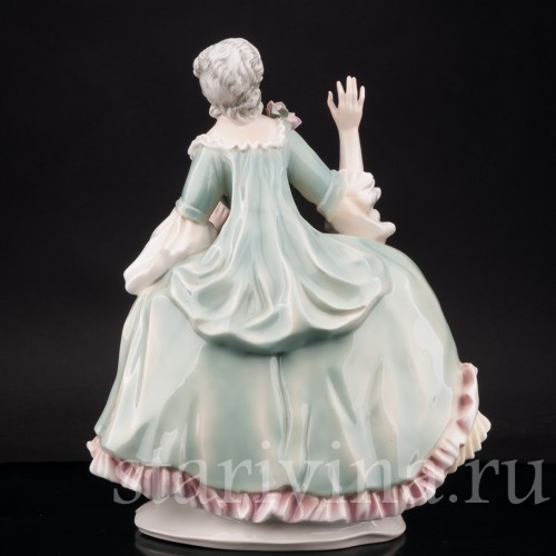 Статуэтка из фарфора Дама в зелёном платье, украшенном розами, Karl Ens, Германия, 1920-30 гг.