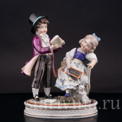 Фарфоровая статуэтка Урок, Volkstedt, Германия, 1899-1909 гг.