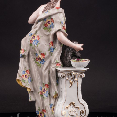 Фарфоровая статуэтка Девушка с обезьяной, Samson, Франция, 19 в.