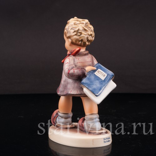 Фигурка мальчика из фарфора Маленький профессор, Goebel, Германия, 1992 г.