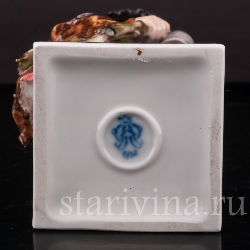 Фигурка из фарфора Странник с собачкой, Volkstedt, Германия, сер. 20 в.