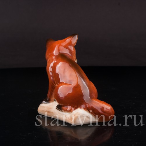 Статуэтка из фарфора Сидящий лисенок, Goebel, Германия, вт. пол. 20 в.