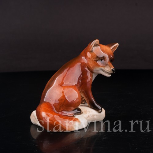 Статуэтка из фарфора Сидящий лисенок, Goebel, Германия, вт. пол. 20 в.