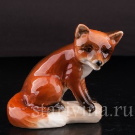 Статуэтка из фарфора Сидящий лисенок, Goebel, Германия, вт. пол. 20 в.