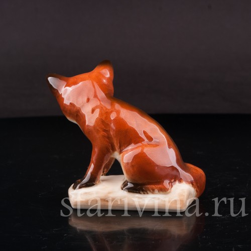 Статуэтка из фарфора Сидящий лисенок, Goebel, Германия, вт. пол. 20 в.