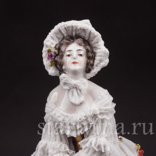 Фарфоровая статуэтка балерины Вера Фокина в балете Карнавал, кружевная, Volkstedt, Германия, нач. 20 века.