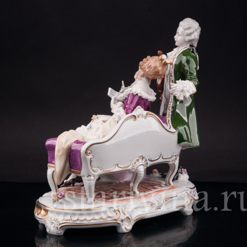 Композиция из фарфора Пара со скрипкой и книжкой, кружевная, Unterweissbach, Германия, 1986-90 гг.