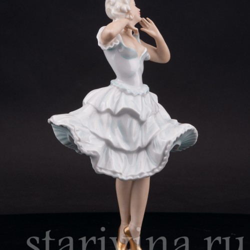 Фарфоровая статуэтка девушки В танце, Unterweissbach, Германия, 1940-58 гг.