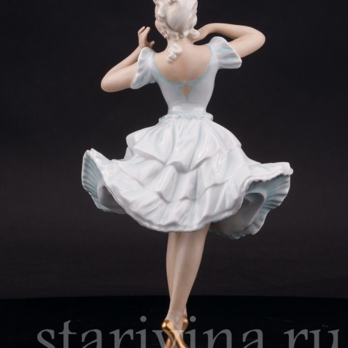 Фарфоровая статуэтка девушки В танце, Unterweissbach, Германия, 1940-58 гг.