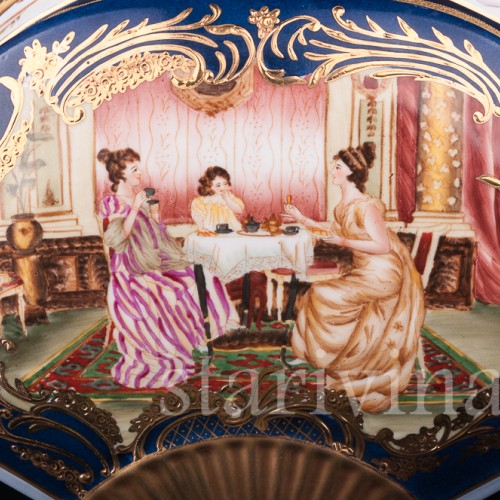 Декоративная шкатулка из фарфора Чаепитие, Франция, кон. 19 в.