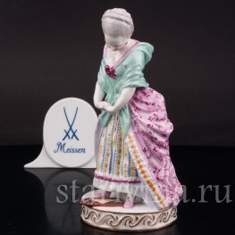 Фигурка из фарфора Девочка и разбитое зеркало, Meissen, Германия, сер. 19 - нач. 20 вв.