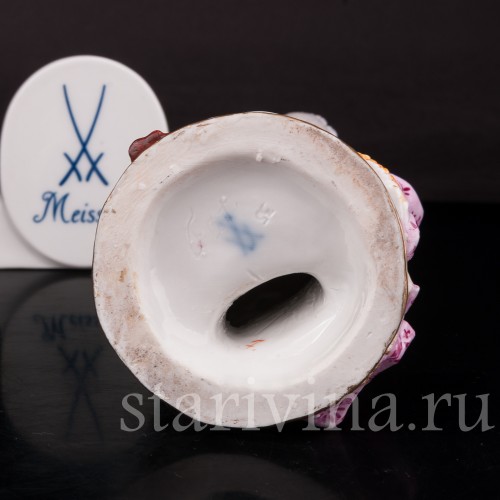 Фигурка из фарфора Девочка и разбитое зеркало, Meissen, Германия, сер. 19 - нач. 20 вв.