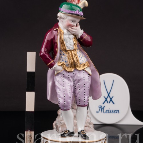 Фигурка из фарфора Смеющийся мальчик, Meissen, Германия, сер. 19 - нач. 20 вв.
