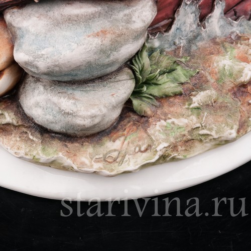 Композиция из фарфора Путник с курицей, Capodimonte, Италия, вт. пол. 20 в.