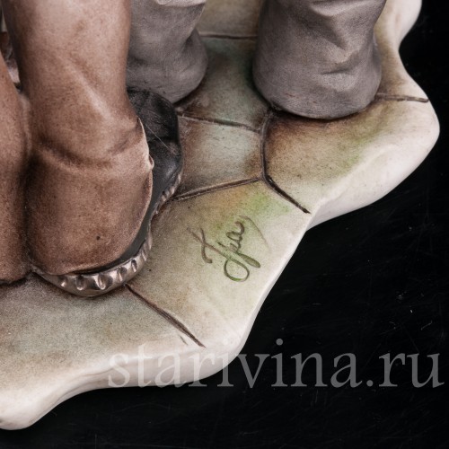 Статуэтка из фарфора Два приятеля, IPA Capodimonte, Италия, вт. пол. 20 в.