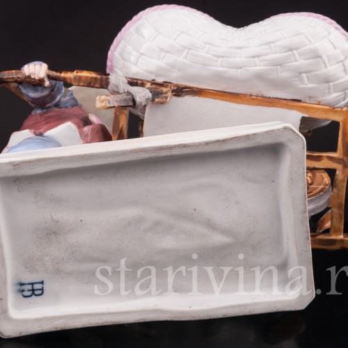 Фарфоровая композиция Китайцы с повозкой, Volkstedt, Германия.